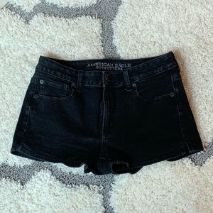 American Eagle black shorts